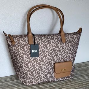 NWT DKNY - Livvy Tote in Cashew